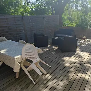 Rez De Ch Avec Terrasse Et Parking 2 Ch à Appartamento Lurs