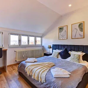 Beautiful Dlouha Apartment